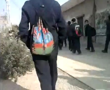 فري برس معضمية الشام مظاهرة أبطال الحرية مطالبين بإسقاط النظام و قبل تعرضهم للقنابل المسيلة للدموع والرصاص الحي 30 11 2011 ج2