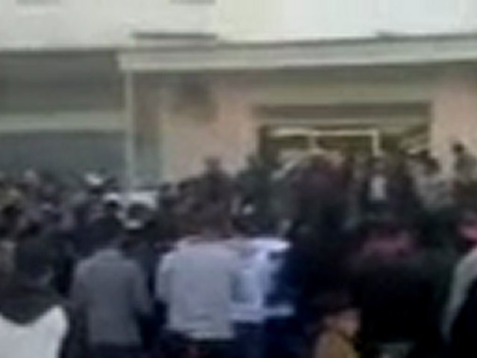 فري برس   درعا الحراك مظاهرة نصرة لحماه والمدن المحاصرة 1 12 2011