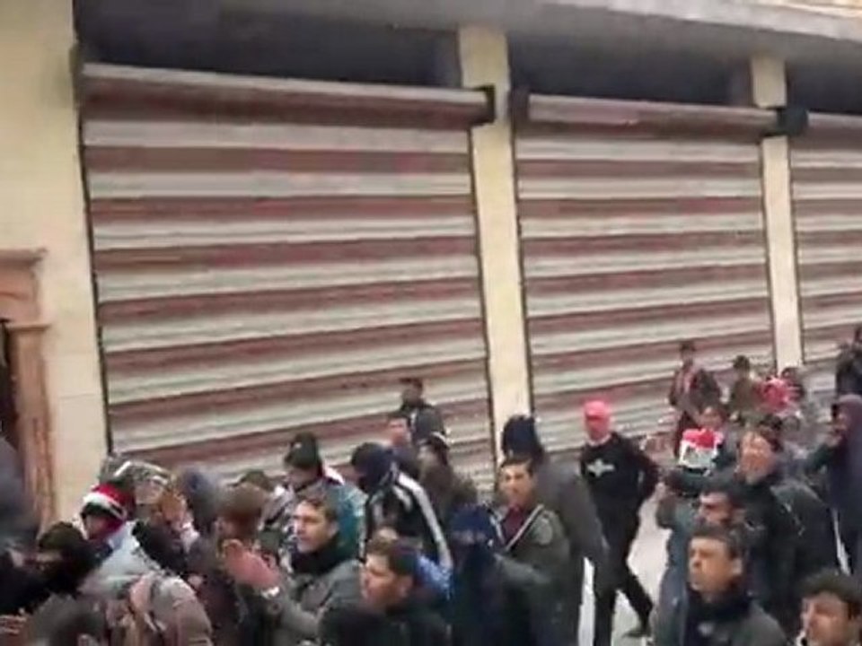 فري برس   حلب   مارع    بعد تشييع الشهيد محمد نجار 8 12 2011