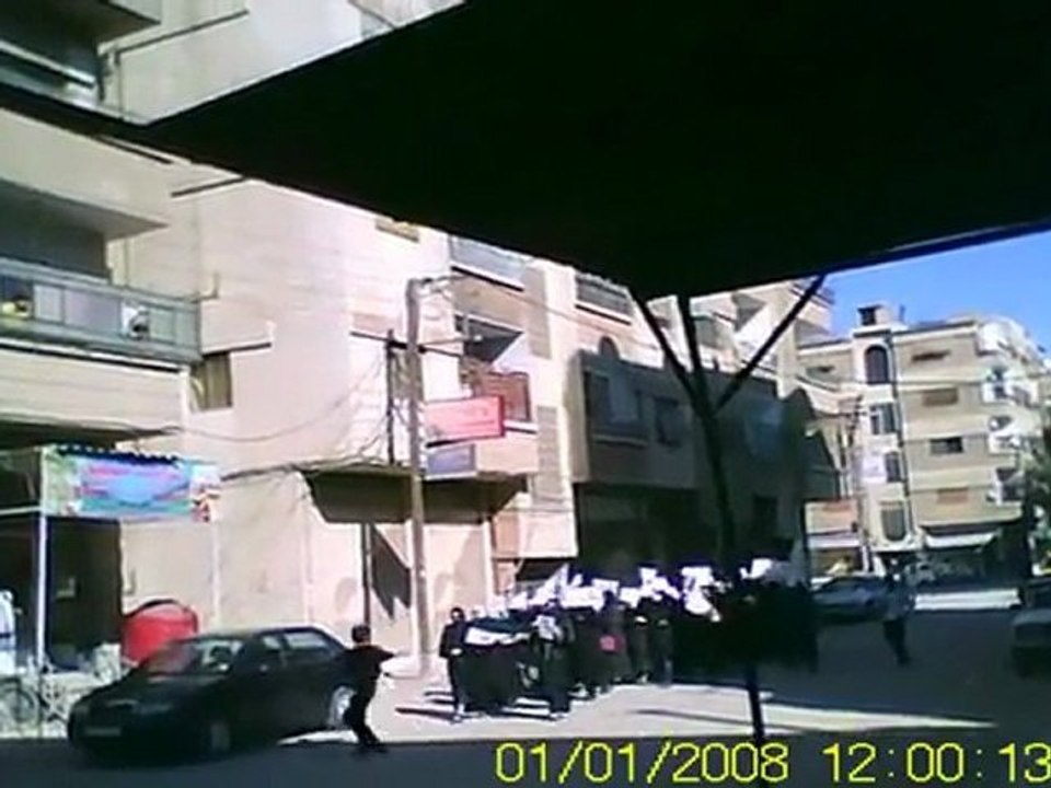 فري برس   ريف دمشق داريا مظاهرة نساء داريا السبت 10 12 2011 ج1