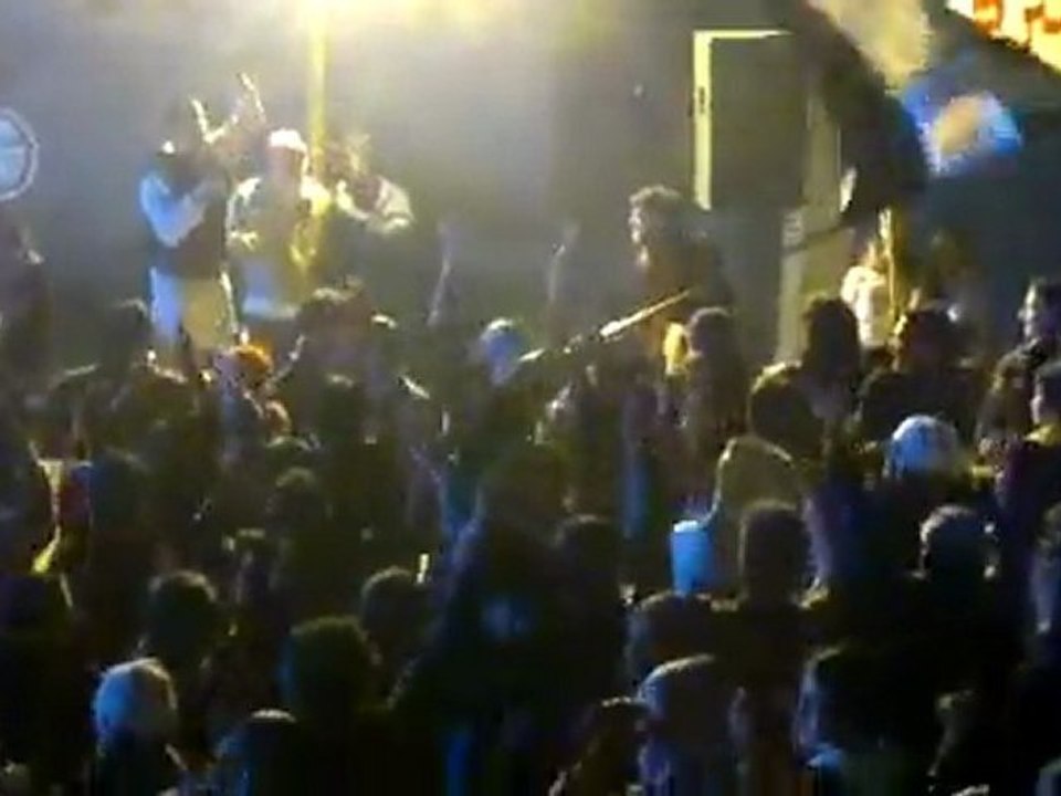 فري برس   درعا الغارية الشرقة مظاهرة مسائية 13 12 2011