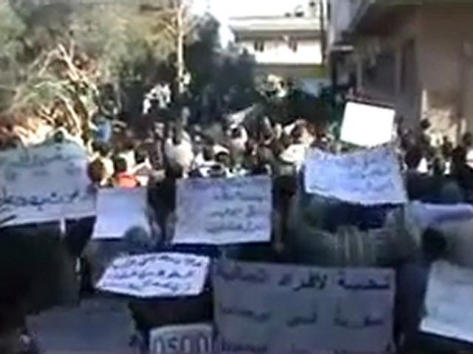 فري برس   حمص جب الجندلي جمعة الجامعة العربية تقتلنا 16 12 2011