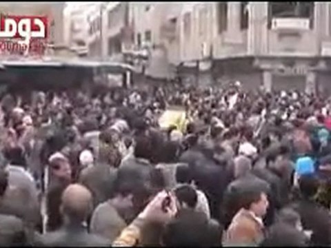 فري برس ريف دمشق دوما وصول أعداد غفيرة من الثوار 30 12 2011