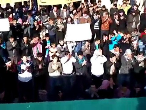 فري برس مظاهرة منغ في جمعة الزحف الى ساحات الحريه 30 12 2011