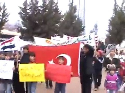 فري برس مخيمات اللاجئين مخيم الريحانية جمعة ان تنصروا الله ينصركم 6 1 2012ج2