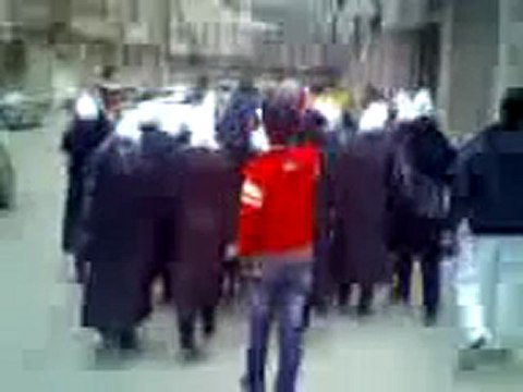 فري برس ريف دمشق داريا مظاهرة طلابية نصرة للزبداني ومضايا 17 1 2012 ج2