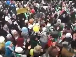 فري برس   مدينة ادلب مظاهرة الحرائر 21 1 2012