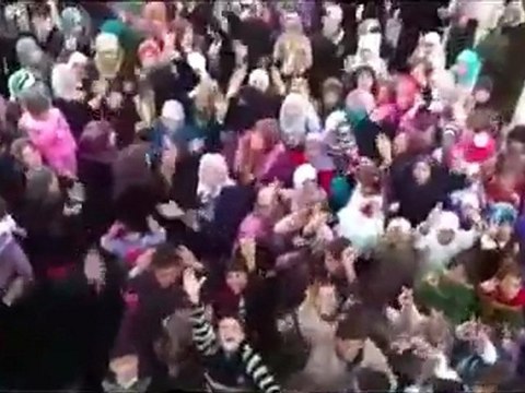 فري برس ادلب الغدفة مظاهرة نسائية نصرة لمعرة النعمان الست 10 12 2011