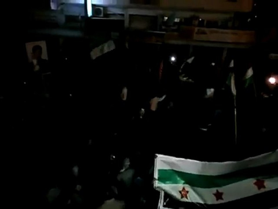 فري برس   قامشلو تشييع الشهيد باسل عبد العزيز عبد القادر 8 12 2011 ج1