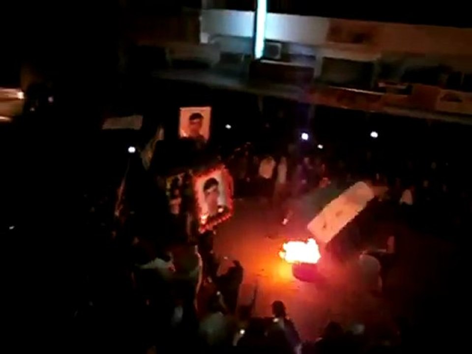 فري برس   قامشلو تشييع الشهيد باسل عبد العزيز عبد القادر 8 12 2011 ج2