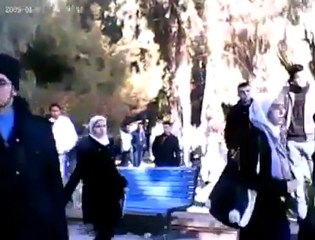 فري برس   حلب الشبيحة يعتقلون الطلاب داخل الحرم الجامعي 9 12 2011