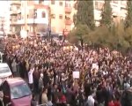 فري برس   حمص القصور جمعة أضراب الكراامة هتافات للمدن والاحياء المحاصرة راااائعة 8 12 2011