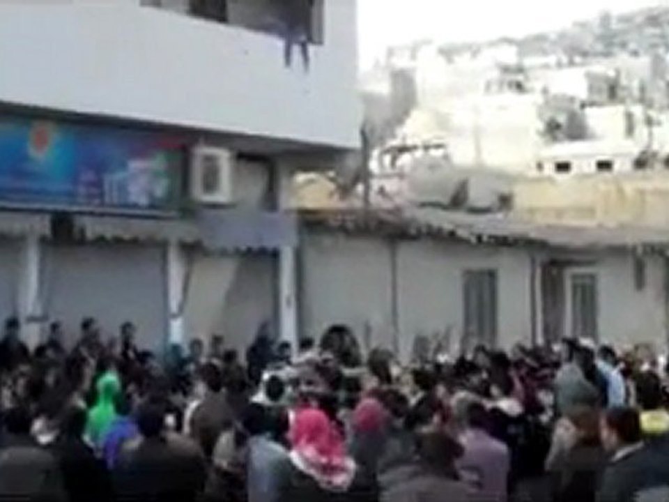 فري برس   دمشق   برزة بدنا قناة الجزيرة 9 12 2011