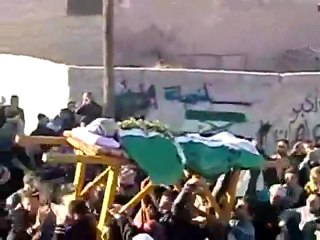 فري برس   معرة النعمان    تشييع الشهيد أيمن المنديل 10 12 2011