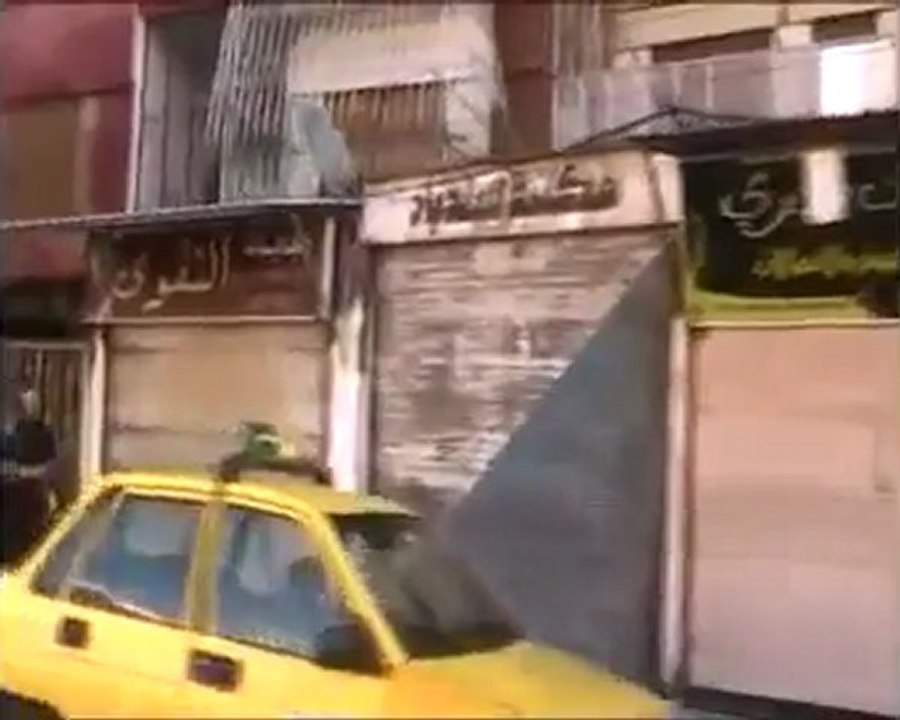 فري برس   حمص القصور إضراااب الكرااامة أَضراب أهالي الحي 11 12 2011