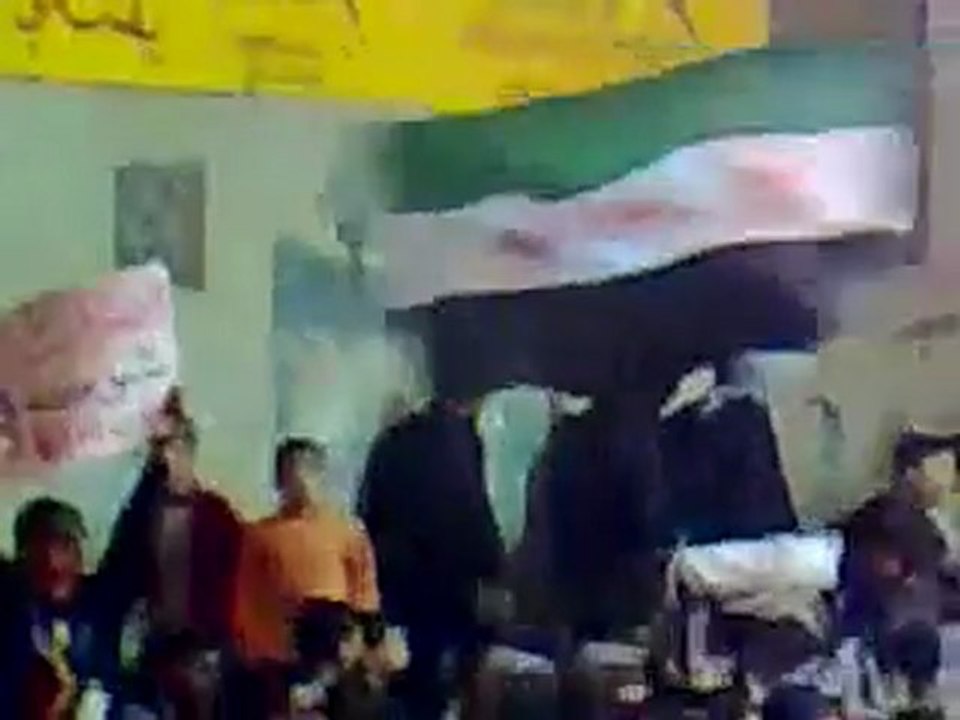 فري برس   حماه حي الحميدية مسائية الثوار 12 12 2011