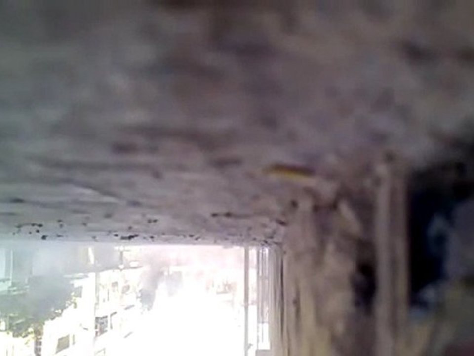 فري برس   حمص  باب الدريب  عملية رائعة لكتيبة حمص العدية 12 12 2011