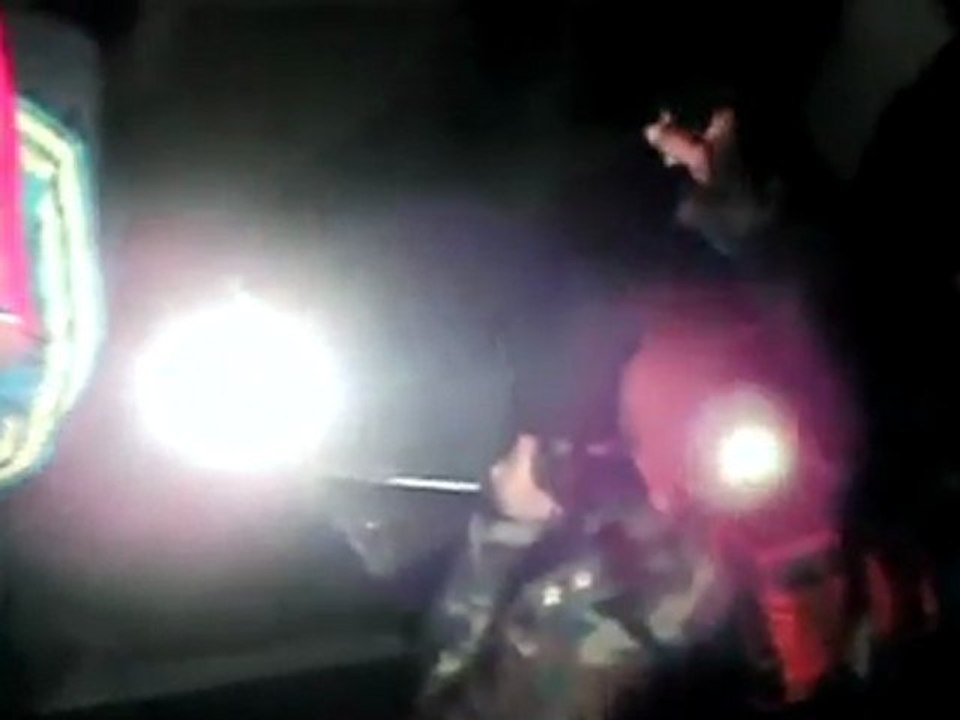 فري برس   جبل الزاوية إنشقاق ملازم أول أثناء مسائية الجبل 14 12 2011