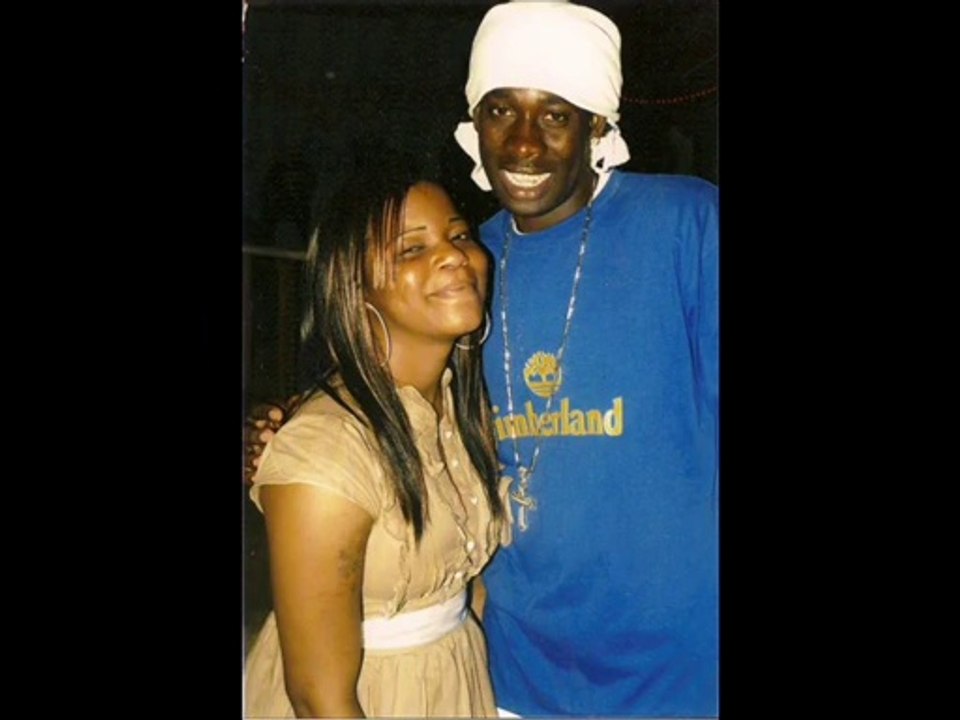 Sentenal - Get Gal  (Crush Time Riddim)  {Different Medz Entertainment}