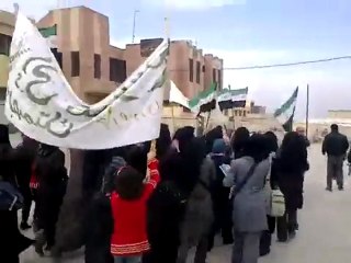 فري برس   حماه صوران مظاهرة حرائر المدينة 14 12 2011