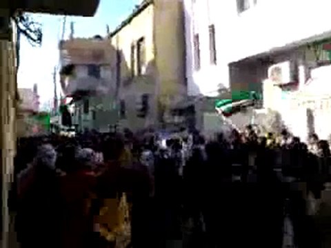 فري برس دمشق حي برزة جمعة الجامعة العربية تقتلنا 16 12 2011