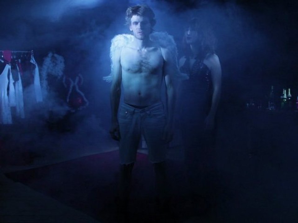 Clip "Le bien qui fait mal"