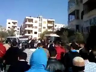 فري برس   حماه  شارع الثلاثين جمعة الجامعة العربية تقتلنا 16 12 2011