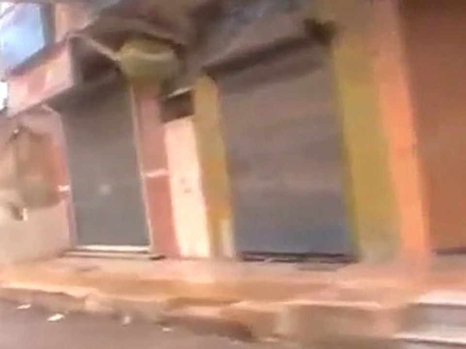 فري برس   ريف حلب تل رفعت اضراب الكرامة السبت 17 12 2011 ج3