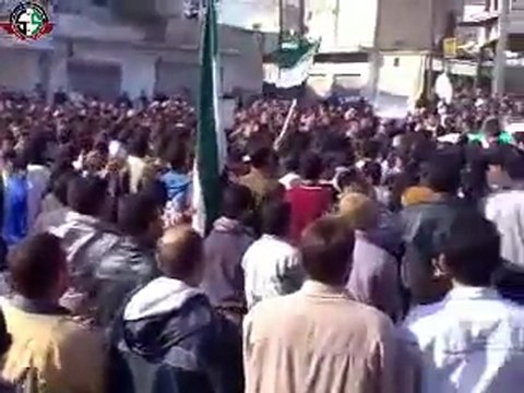 فري برس ريف حماه كفرنبودة جمعة الجامعه العربية تقتلنا 16 12 2011
