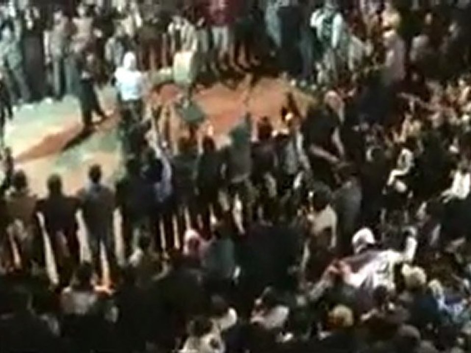 فري برس   حمص البياضة رسالة الى روسية 18 12 2011