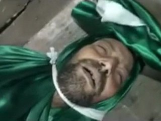 فري برس   الصلاة على شهداء حي الخالدية 18 12 2011