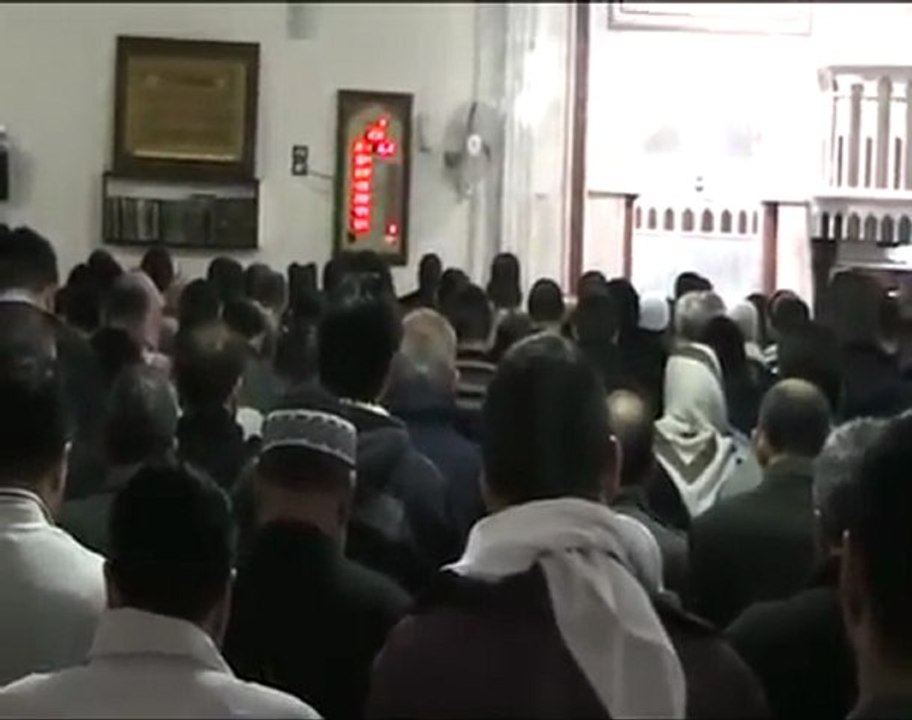 فري برس   حمص القصور تشيع الشهيد طاهر إبراهيم المروان من جامع شمس باااشا 18 12 2011 ج3