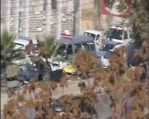فري برس   ريف دمشق زملكا اقتحام البلدة بالدبابات ومئات الشبيحة 18 12 2011