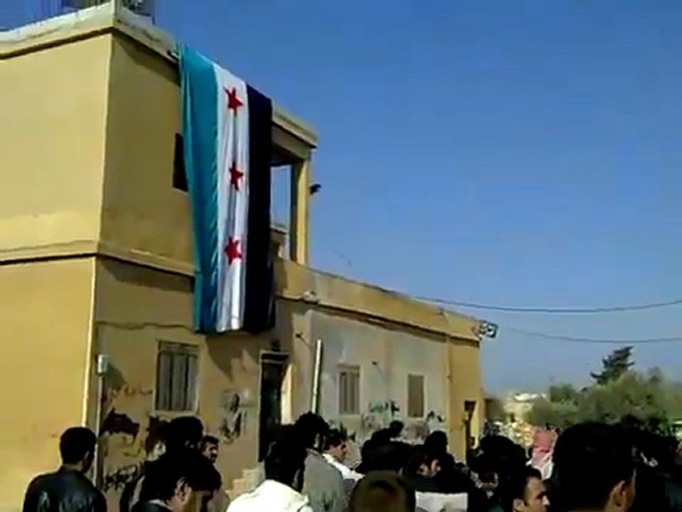 فري برس   ادلب كفر دريان جمعة الجامعة العربية تقتلنا 16 12 2011