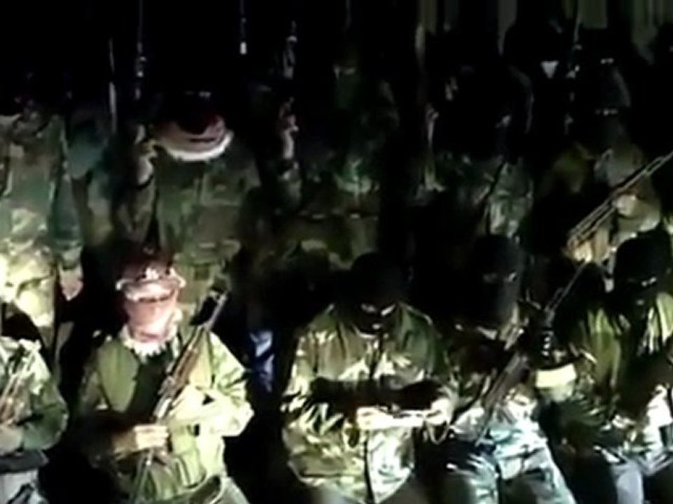 فري برس   درعا انشقاق جماعي كبير و اعلان تشكيل كتيبة المعتصم 18 12 2011