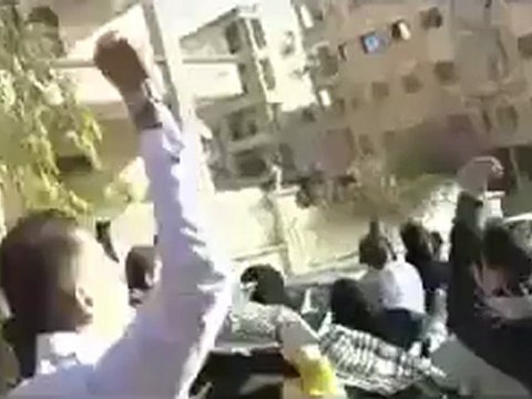 فري برس حلب الجامعة مظاهرة كلية الآداب 19 12 2011