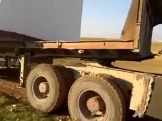 فري برس   ادلب سراقب عملية للجيش الحر 19 12 2011