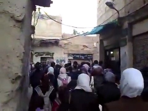 فري برس دمشق حي برزة البلد مظاهرة طلابية 20 12 2011