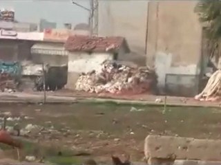 فري برس    باباعمرو أبطال كتيبة الفاروق ينزلون العلم القديم ويرفعون علم الإستقلال فوق المؤسسة الإستهلاكية 22 12 2011