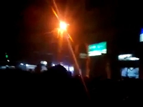 فري برس ريف دمشق دوما مظاهرة مسائية نصرة لادلب و حمص 22 12 2011 ج3