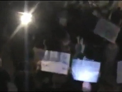 فري برس ‫حلب أرشاف مظاهرة مسائية لأحرار أرشاف 22 12 2011‬‎