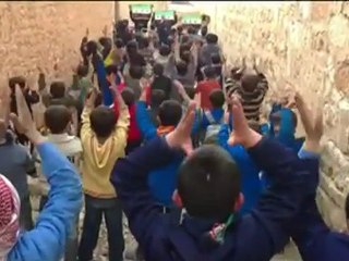 فري برس   حلب الباب   مظاهرة طلابية رائعة وأغنية سكابا 22 12 2011