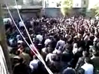 فري برس   سقبا غوطه الشرقيه ريف دمشق 23 12 2011