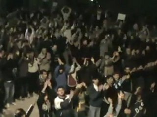 فري برس   مسائية حماة طريق حلب 22 12 2011 ج2
