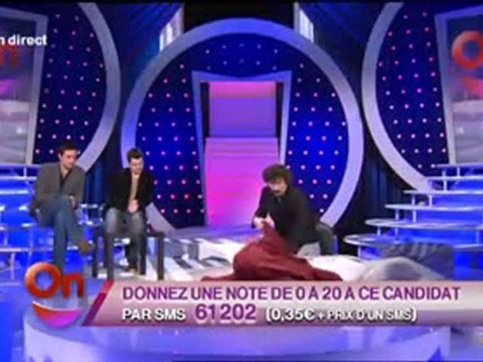 On n'demande qu'à en Rire - Arnaud Tsamere - La Couette à Bras