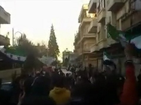 فري برس حمص حي الملعب عفويا ورائعة نصرة لبابا عمرو 24 12 2011