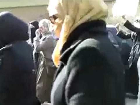 فري برس ريف دمشق داريا مظاهرة نسائية السبت 24 12 2011 ج2