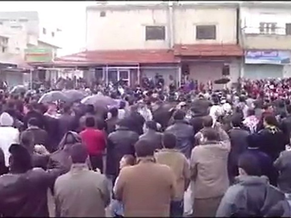 فري برس   أحرار طيبة الإمام فري برس   بالروح بالدم نفديك يا حماة 25 12 2011