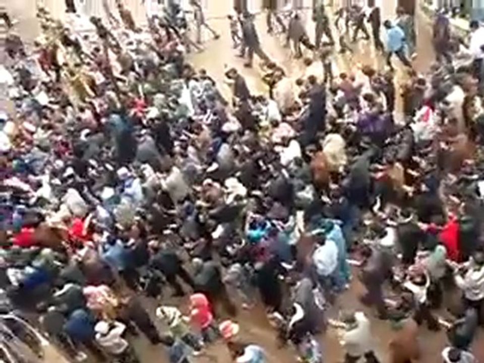 فري برس   ادلب كللي مظاهرة يوم الا حد بعد صلاة العصر 25 12 2011