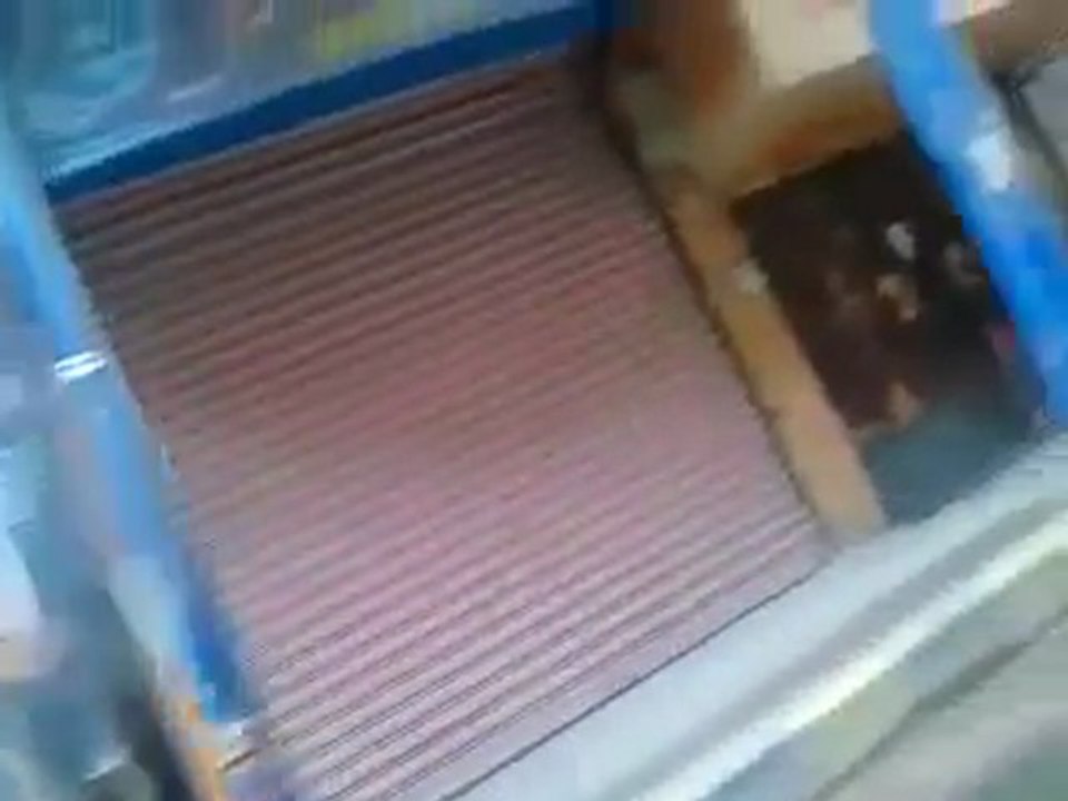 فري برس   ريف دمشق دوما    اضراب الكرامة ما زال مستمر 25 12 2011 ج2